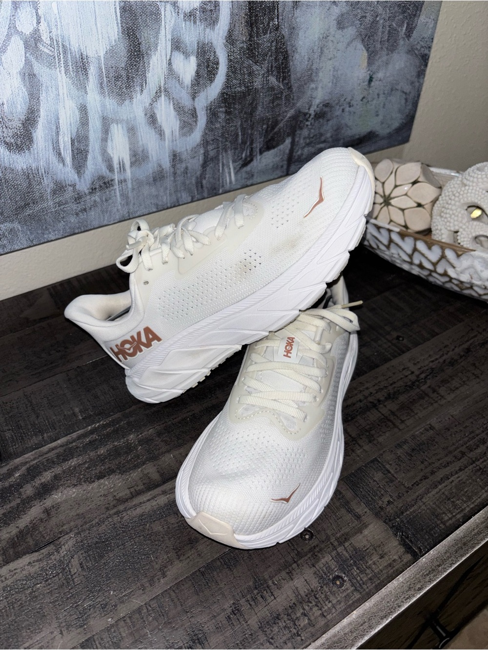 HOKA Women's Arahi 7 sneakers SZ 6.5 - Picture 8 of 15